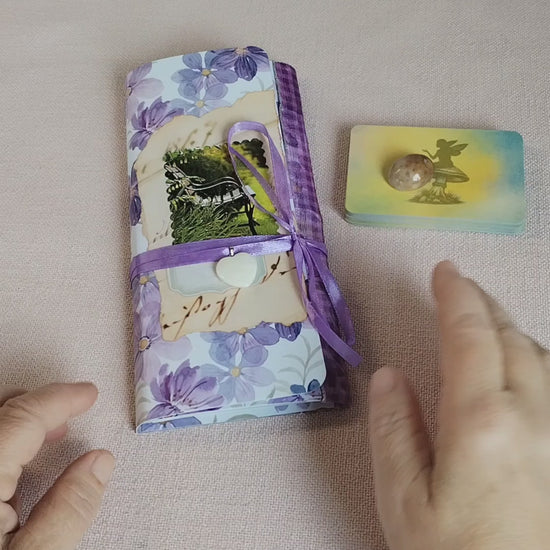 Kartenlegung für Long-Slim-Journal Lila Blumen, Produktvideo